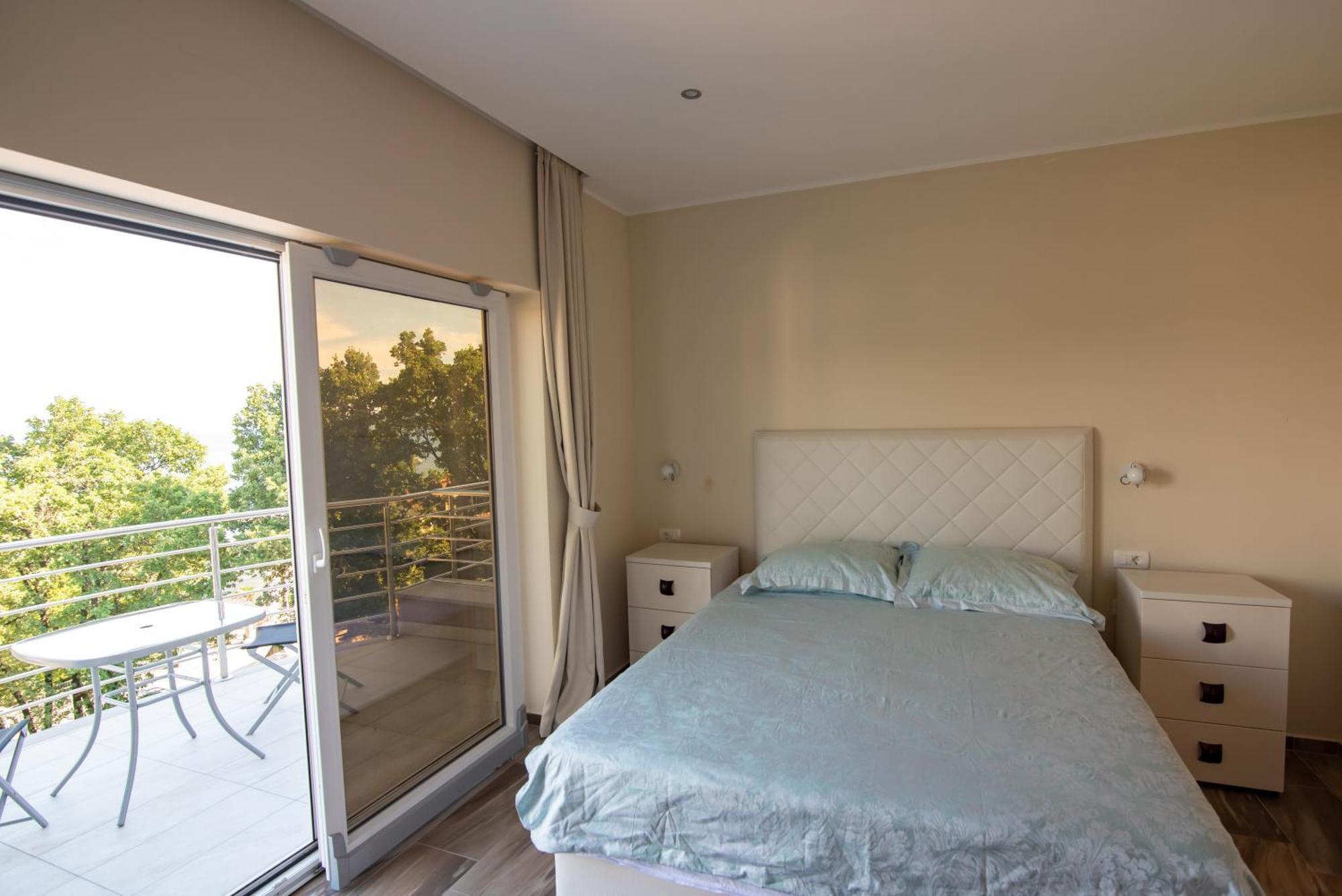 Guest House Manuela أوباتيا المظهر الخارجي الصورة